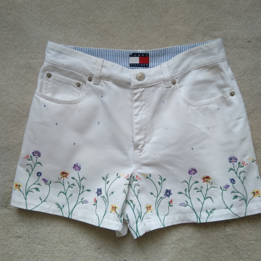 Tommy Hilfiger shorts embroidered white